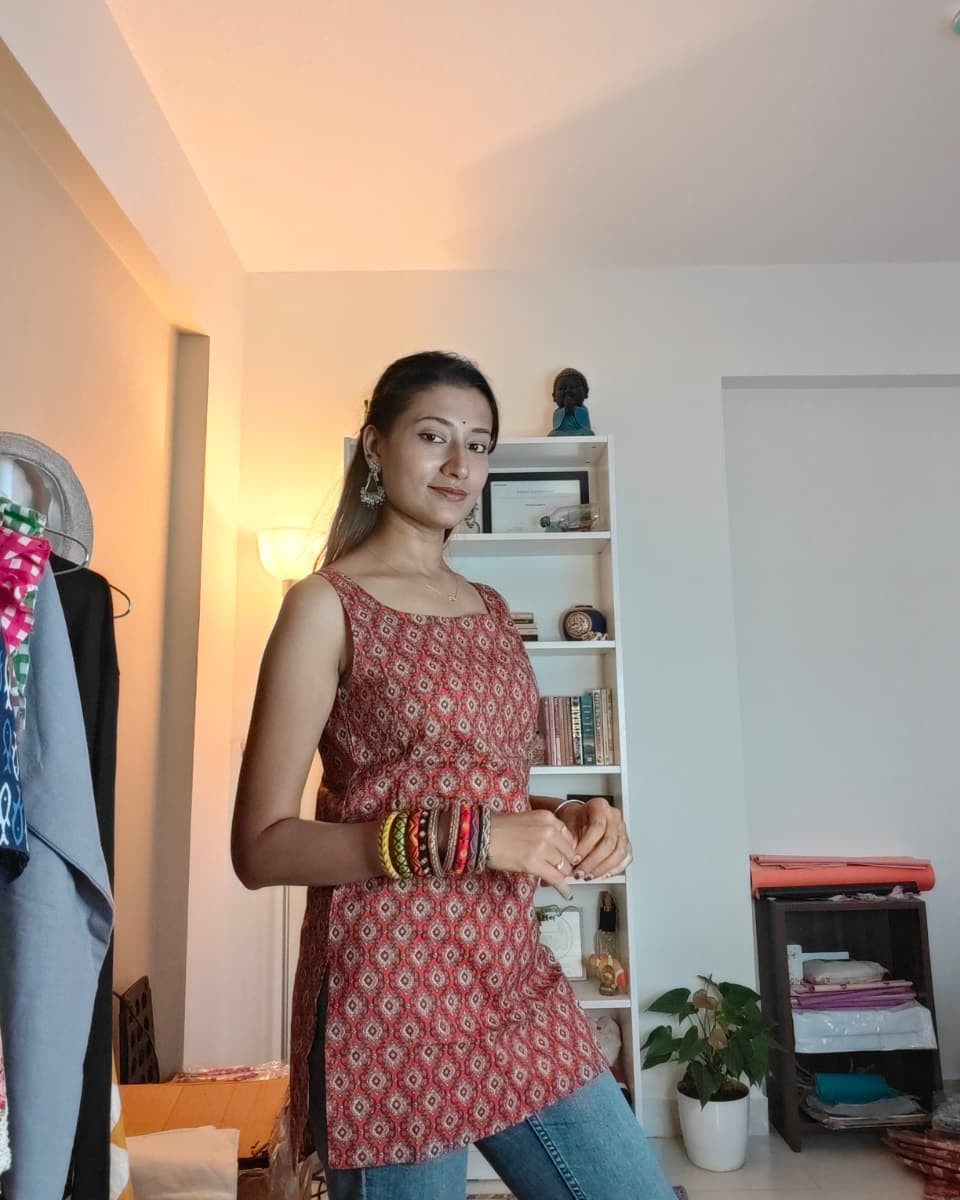 Jannat Sleveless short Kurti