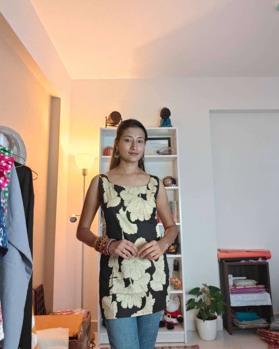 Jannat Sleveless short Kurti